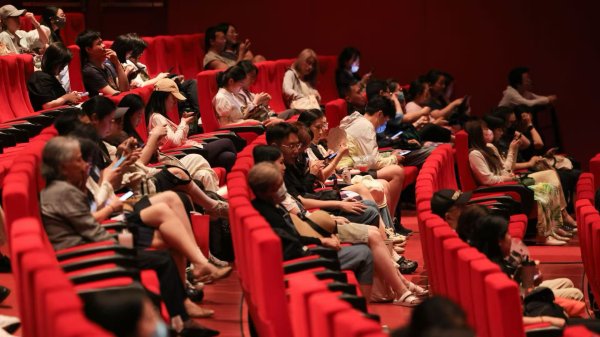 宇轩配资 2025五一档票房7.47亿元