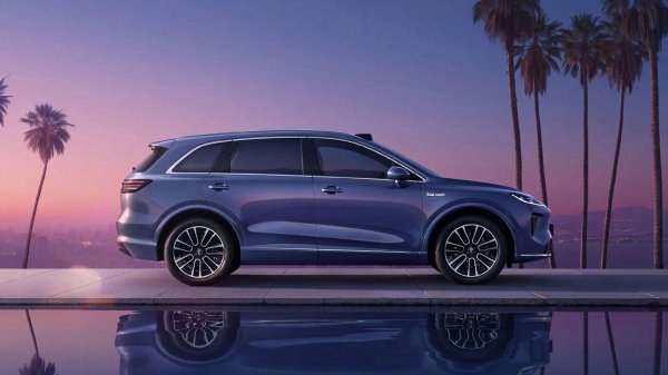 辉煌优配 19万您不买730km续航的 非花19.58万买525km的 这又是何苦